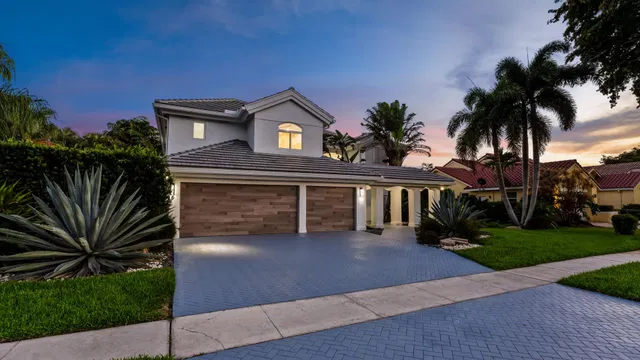 Residence photo 2