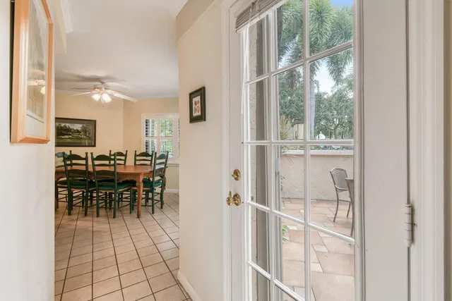 Residence photo 11