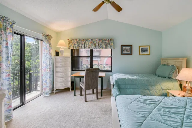 Residence photo 29