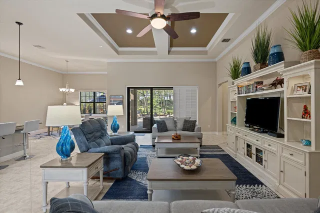  Residence photo 9
