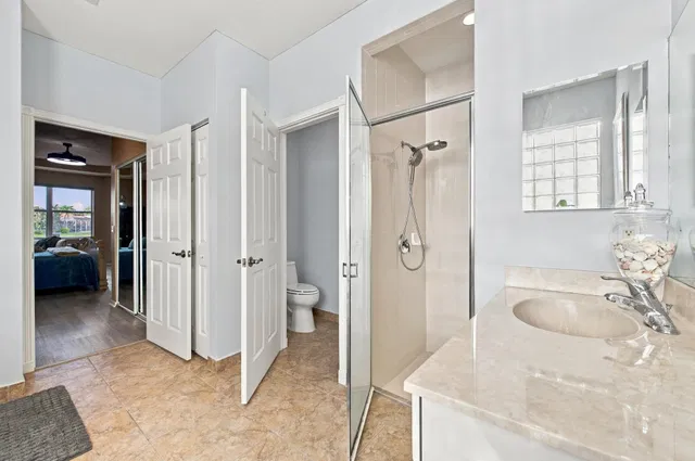 Residence photo 20