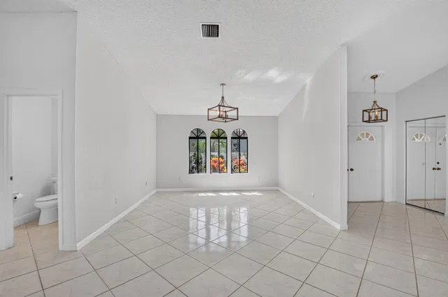 Residence photo 10