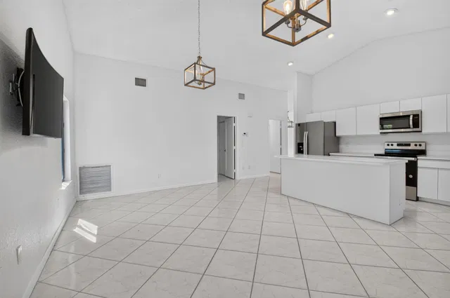 Residence photo 15