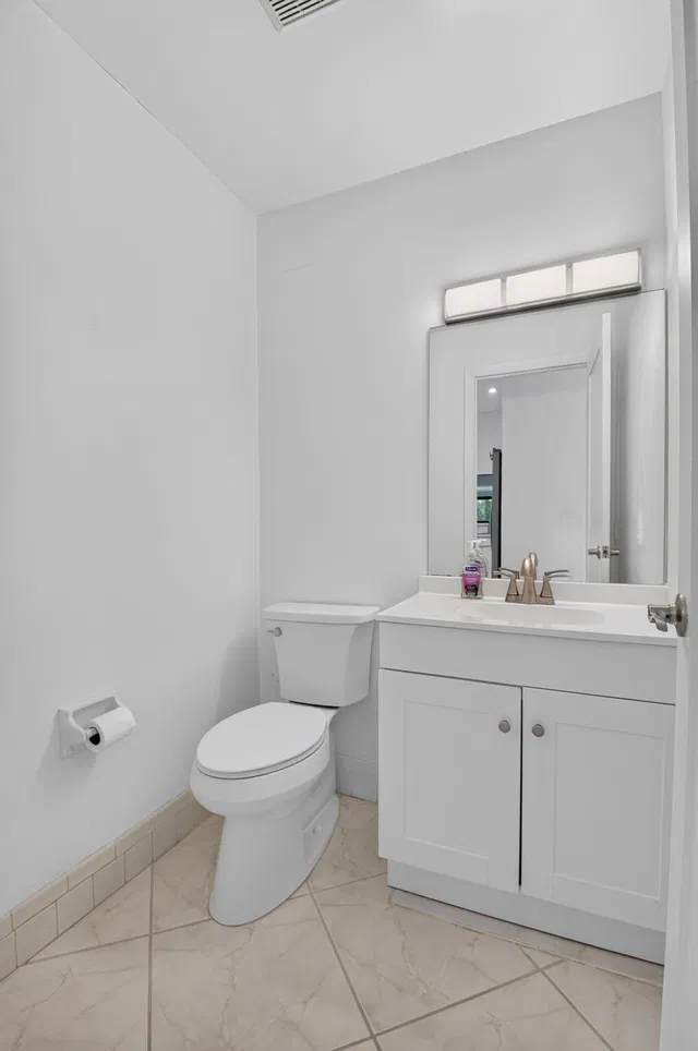 Residence photo 18