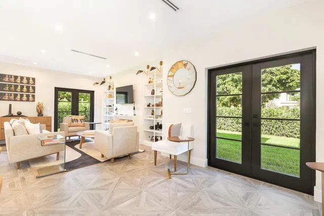 West Palm Beach Residence photo 6