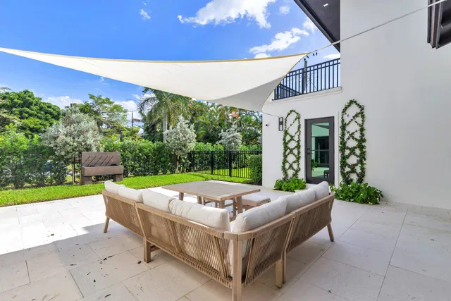 West Palm Beach Residence photo 26