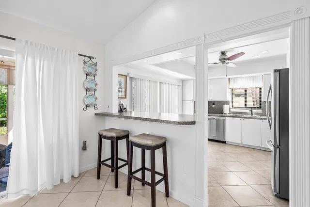  Residence photo 10