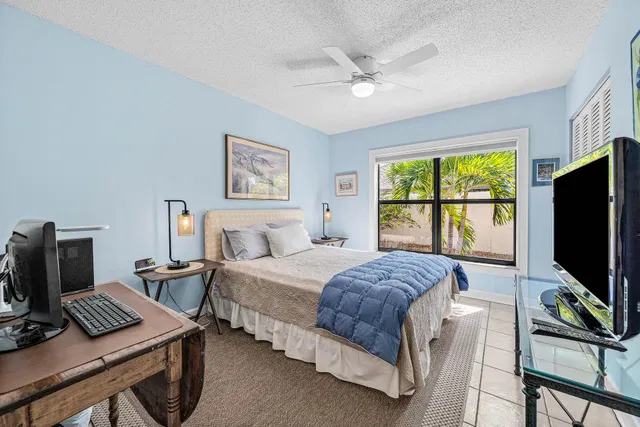  Residence photo 14
