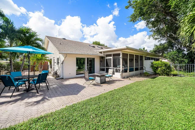  Residence photo 30