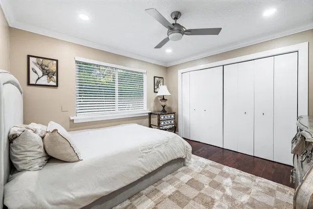 Residence photo 36