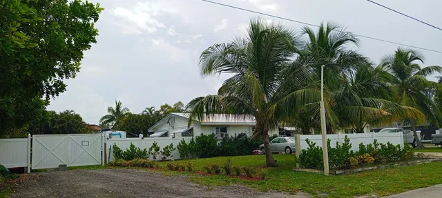  Residence photo 7