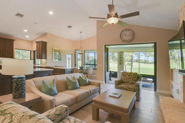Harbour Ridge Residence photo 26