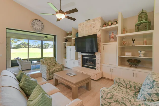 Harbour Ridge Residence photo 27