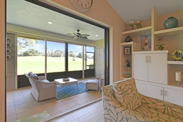 Harbour Ridge Residence photo 28