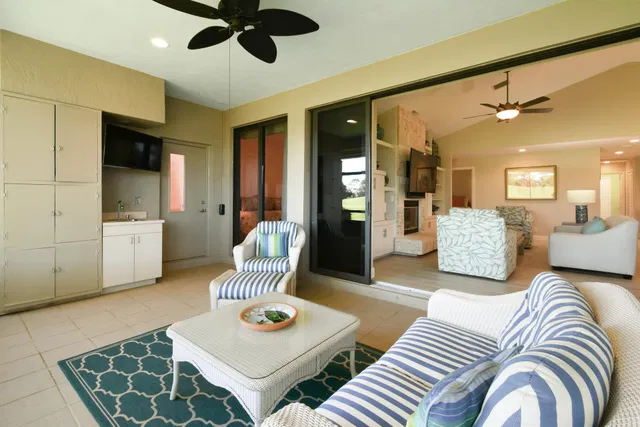 Harbour Ridge Residence photo 30