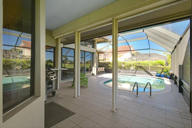 Harbour Ridge Residence photo 62