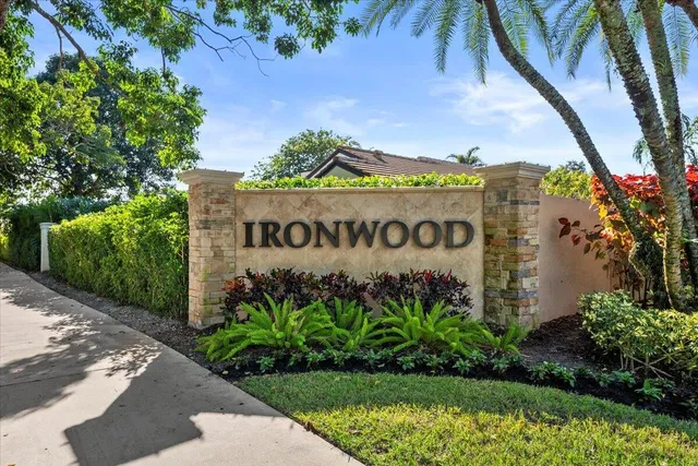 PGA National Palm Beach Gardens Residence photo 24