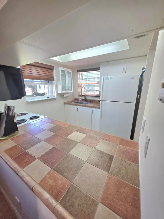  Residence photo 5