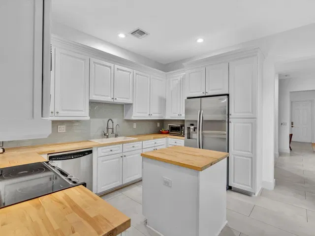  Residence photo 21
