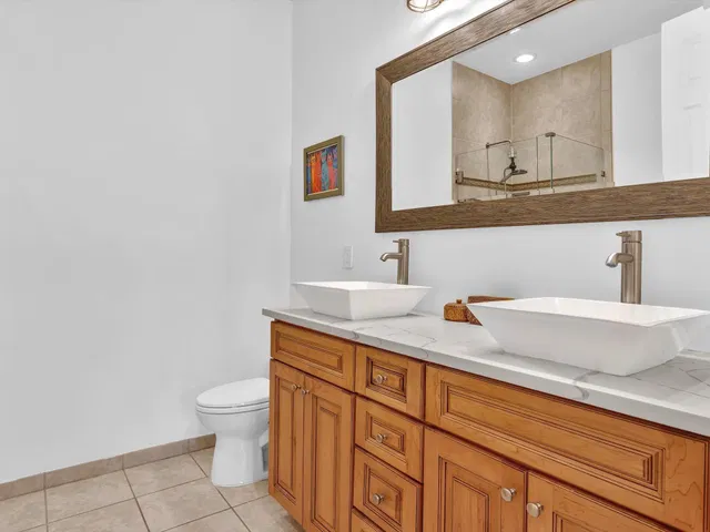  Residence photo 32