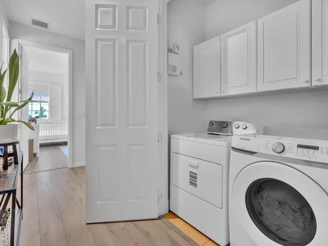  Residence photo 35