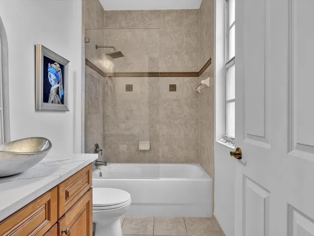  Residence photo 38