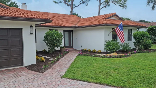Residence photo 5