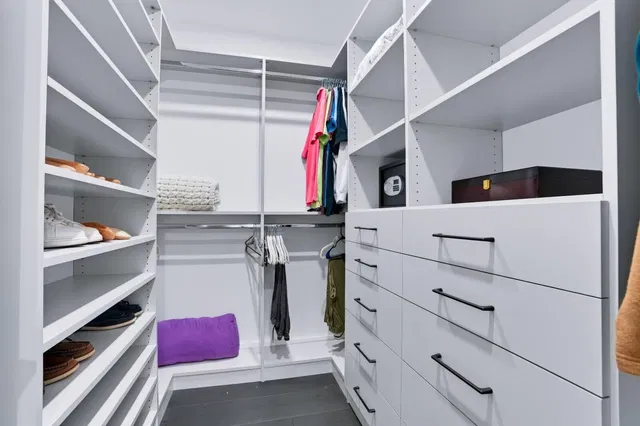 Residence photo 43