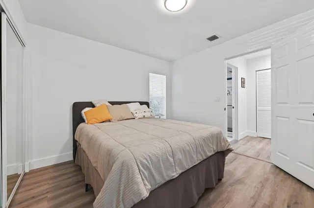  Residence photo 24
