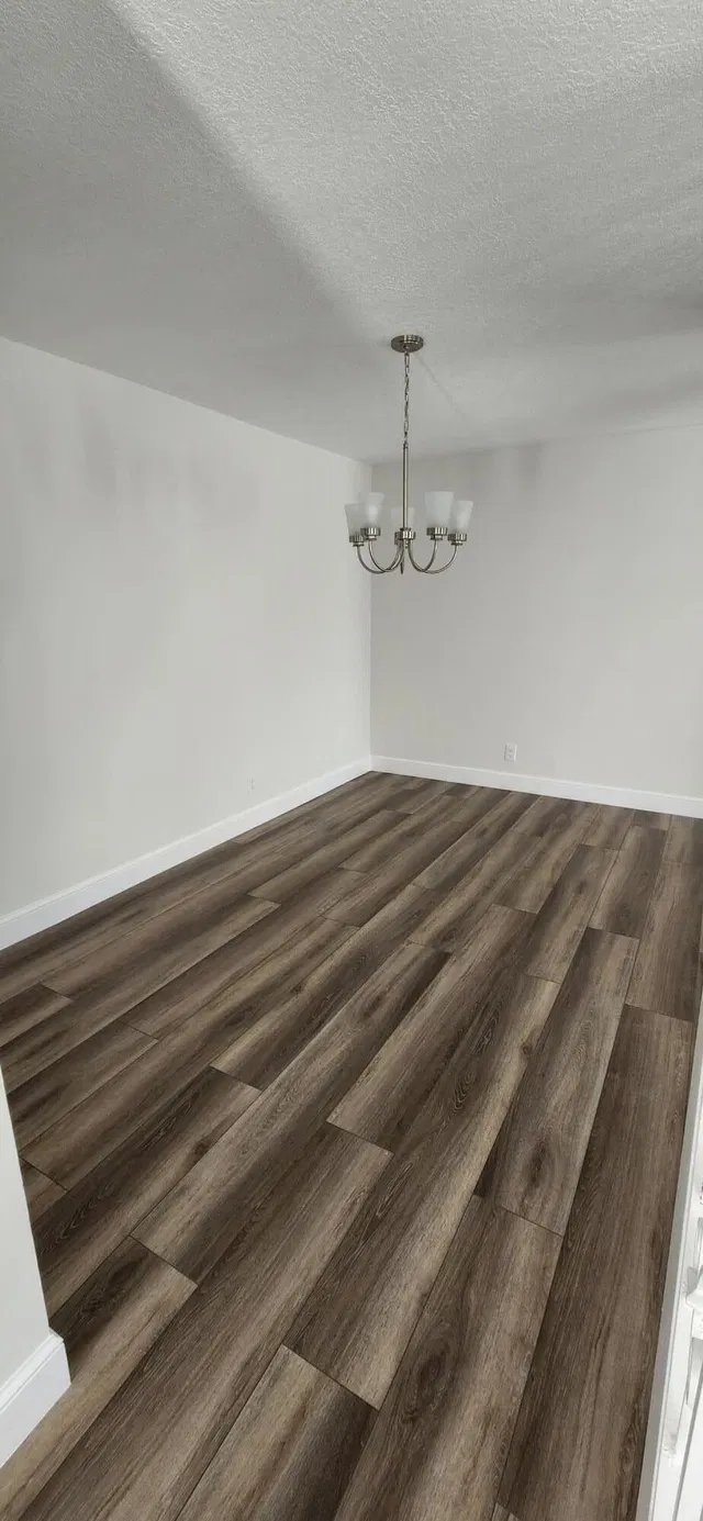 Residence photo 12