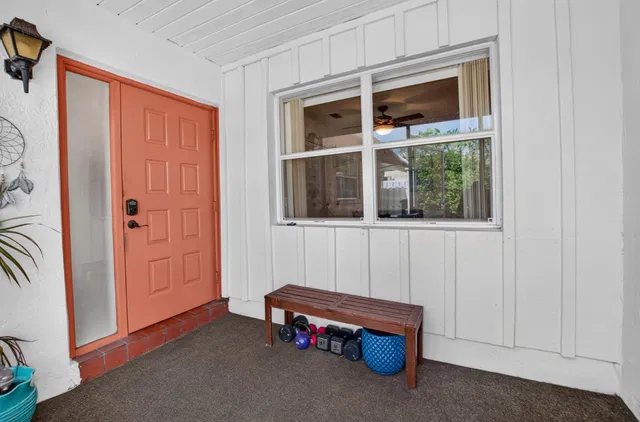  Residence photo 4