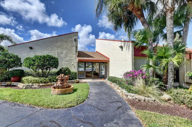  Residence photo 43