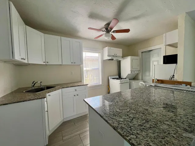 West Palm Beach Residence photo 4