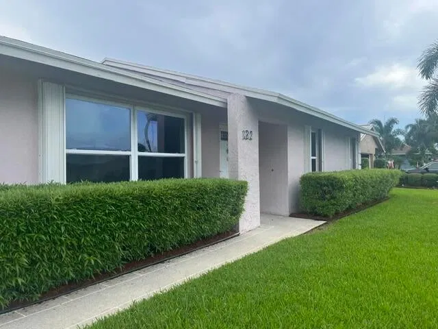 Residence photo 2