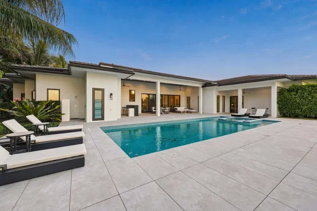 West Palm Beach Residence photo 11