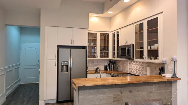 One City Plaza Unit 435 photo 8
