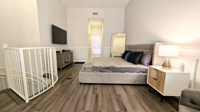 One City Plaza Unit 435 photo 11