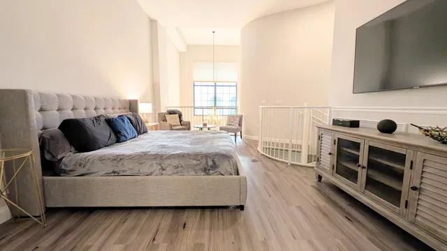 One City Plaza Unit 435 photo 13
