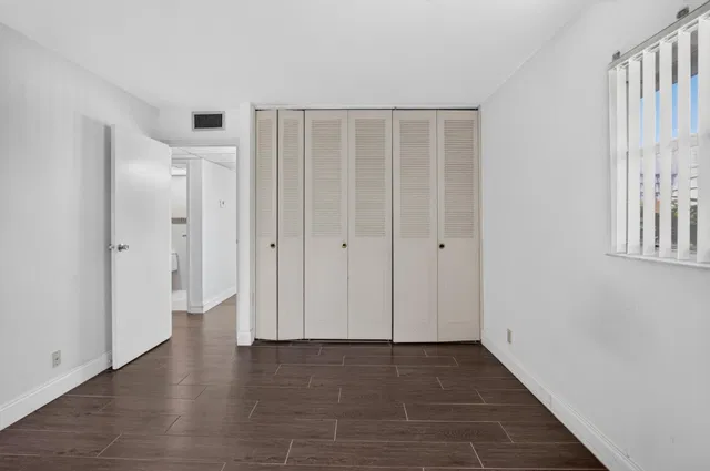  Residence photo 17