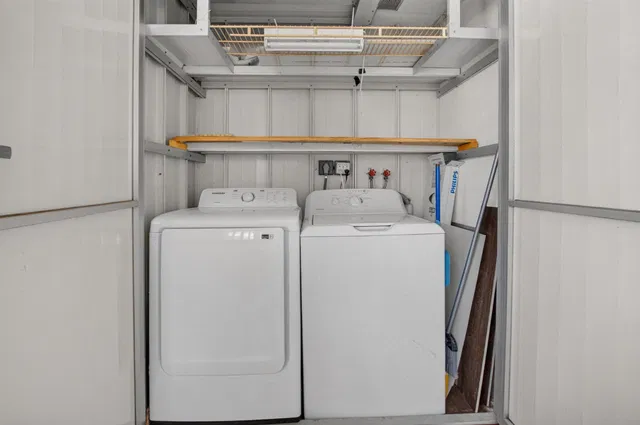  Residence photo 20