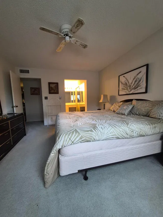  Unit 327 photo 9