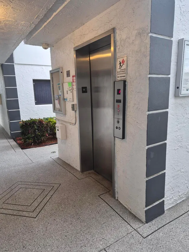  Unit 327 photo 12