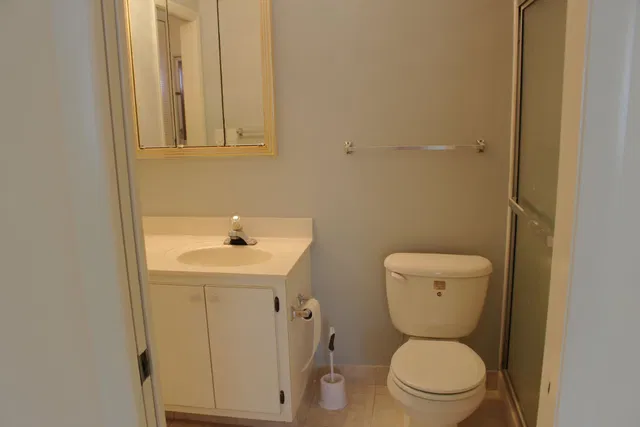  Unit 68 photo 5