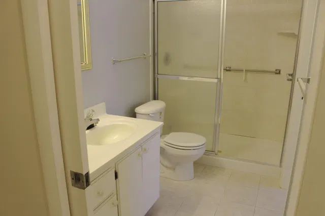  Unit 68 photo 6