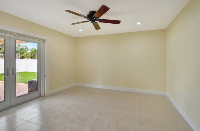 Residence photo 9