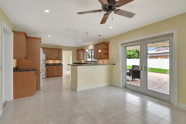 Residence photo 10