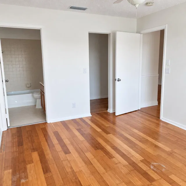 Unit 1206 photo 21