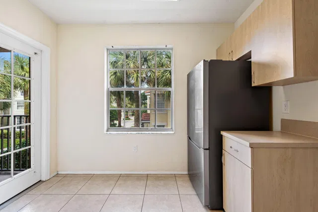 Residence photo 5