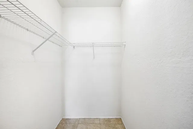 Residence photo 12