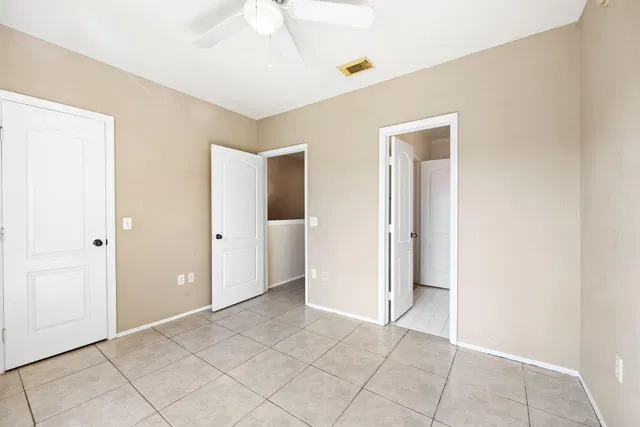 Residence photo 14